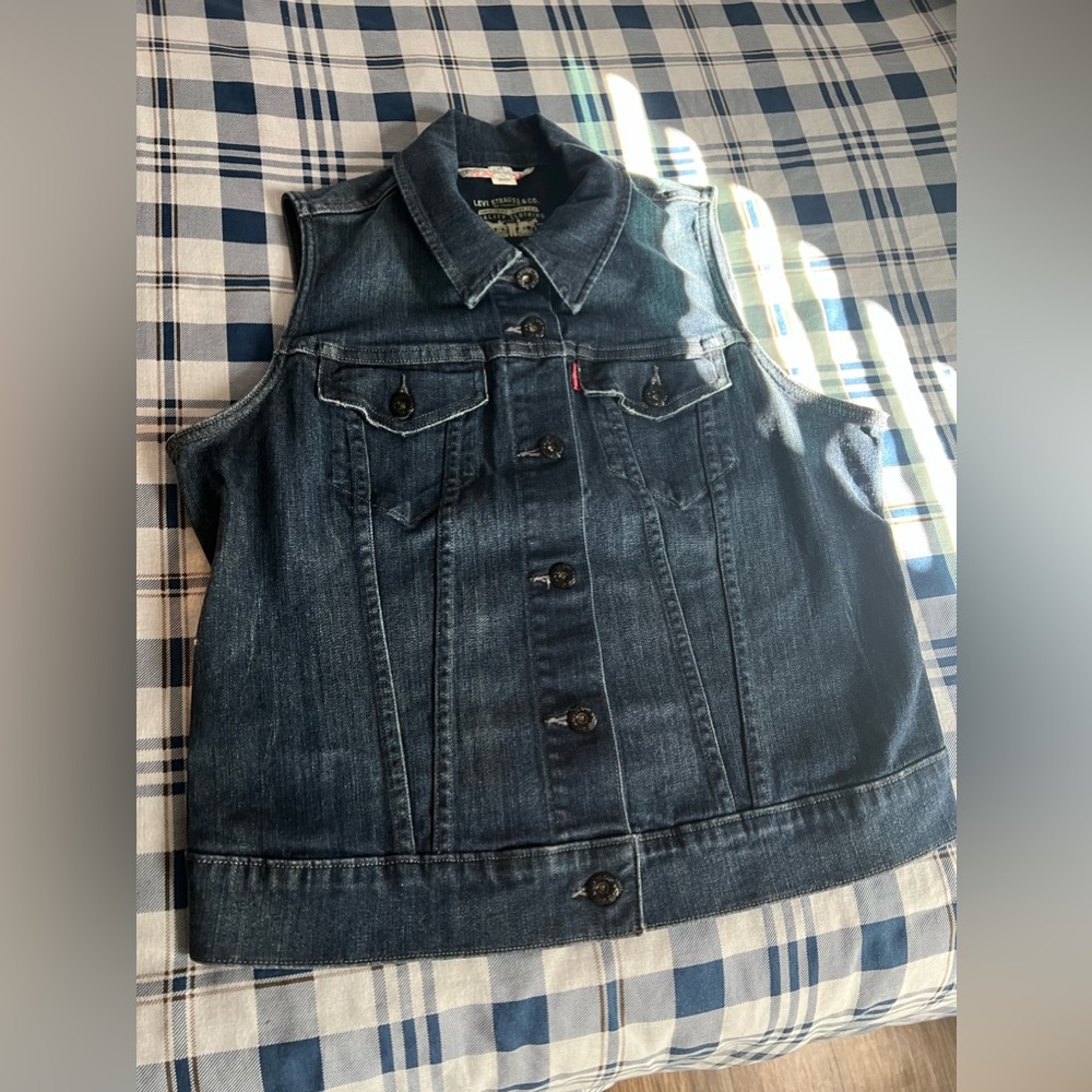 Levi's Blue Denim Vest Classic Sleeveless Design